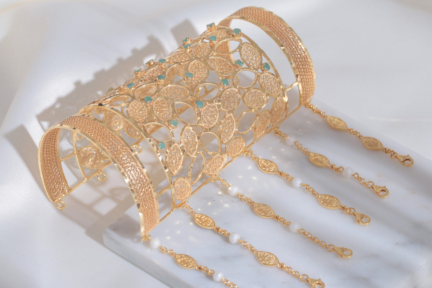 Ibtihal Emeralds Filigree Swar