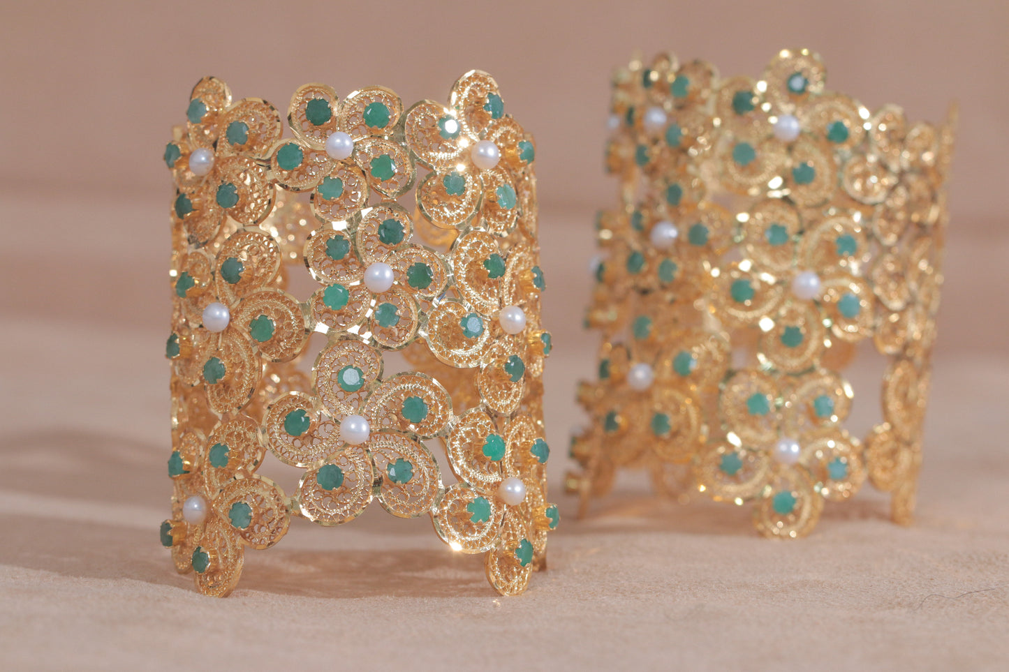 Ward Filigree Swar (Emeralds)