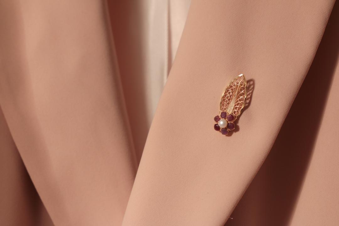 Ruby Sunshine Brooch
