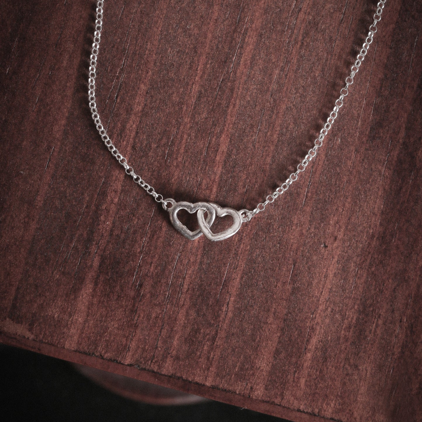 Intertwined Hearts Necklace (White)