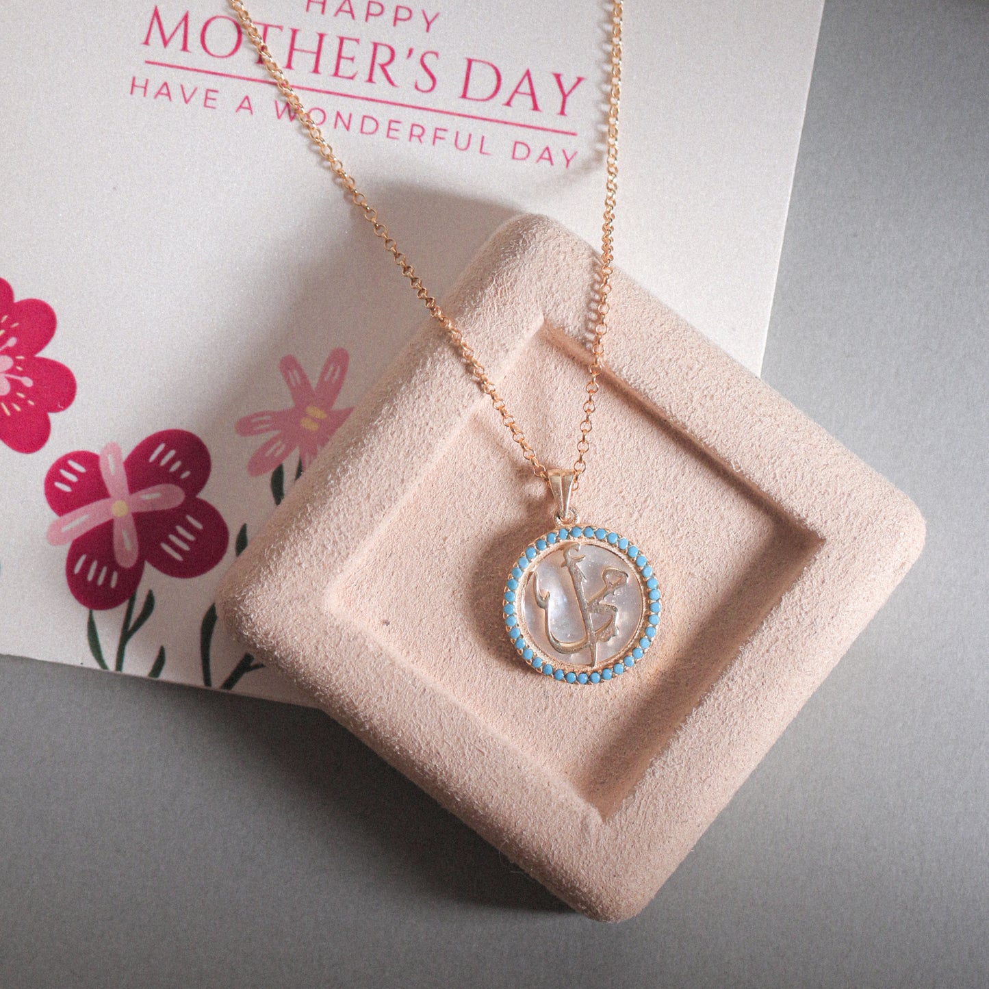 Mother of Pearls Necklace