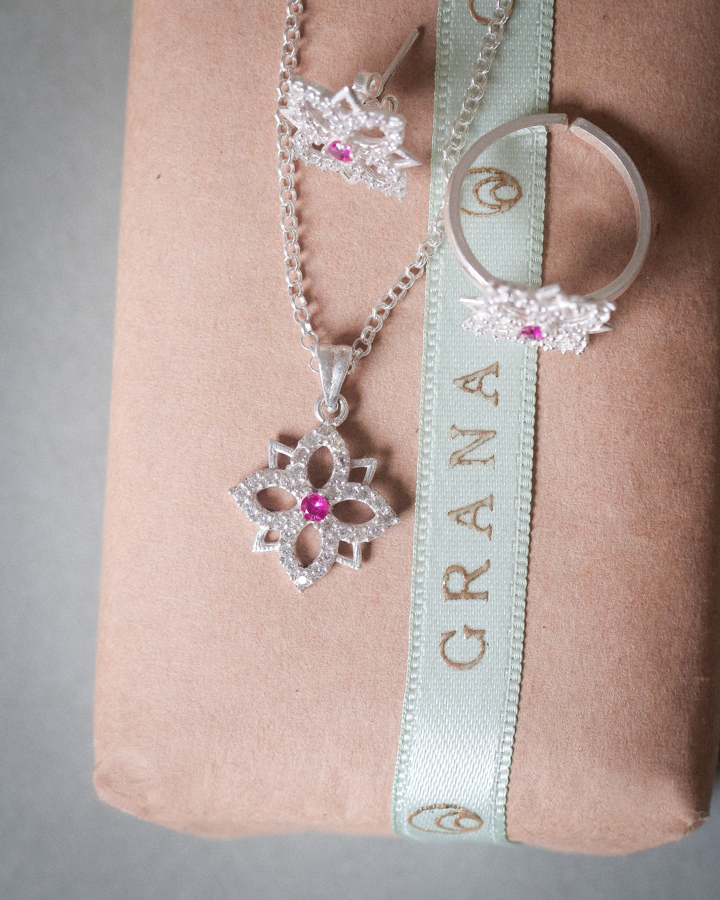 Bloom Star Set (Ruby)