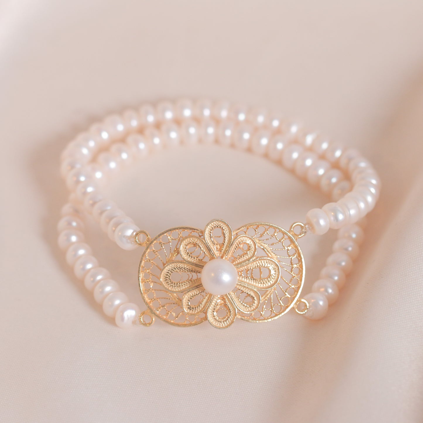 Pearls Filigree & Pearls Elastic Bracelet