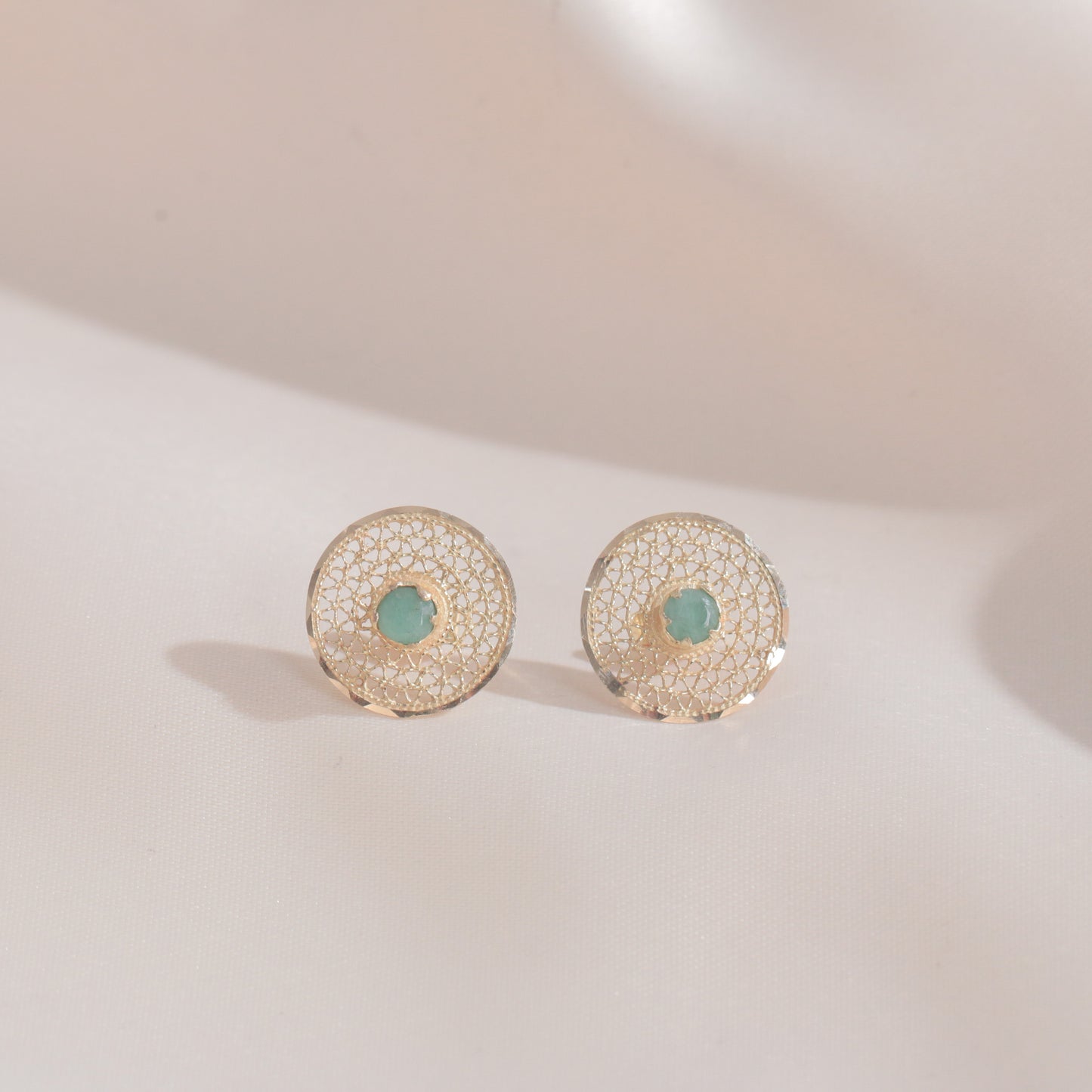 Emeralds Filigree Earrings (14k Gold)