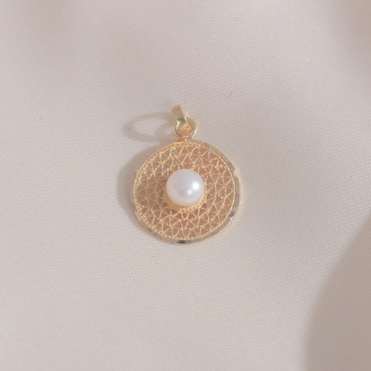 Pearls Filigree Pendant (14k Gold)