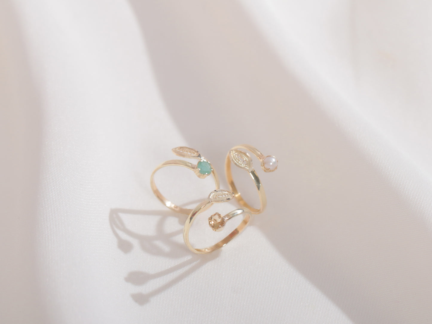 Min Emeralds 1 Branch Ring (14K)